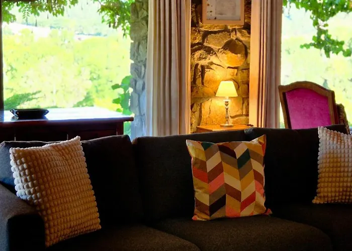 Maison Crouzande * Mazeyrat-d'Allier